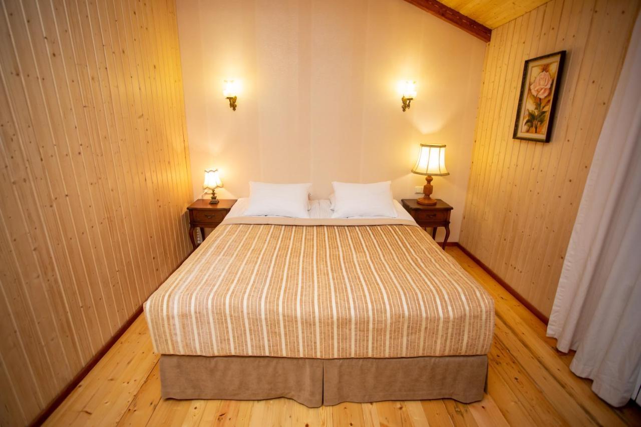 Maghay B&B Hotel In فانادزور المظهر الخارجي الصورة